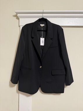 NWT Black Women's Oversized Blazer Jacket - L